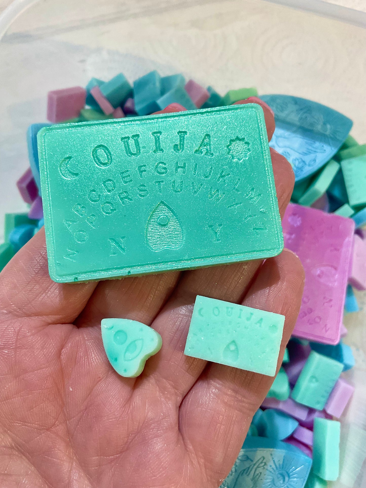 Ouija & Planchette Scoopies 🔮 Loving Spell